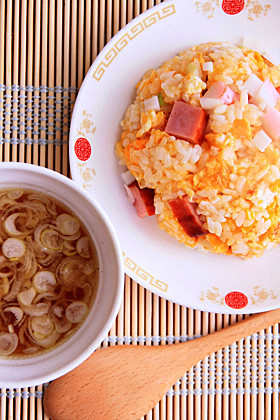 拉麺✕炒飯+スープ＝の画像