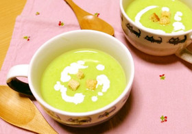 グリーンピースと新じゃがの豆乳ポタージュ