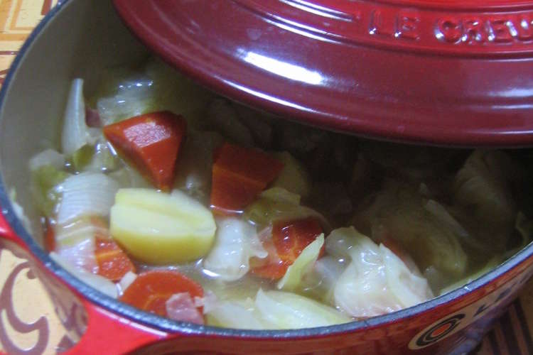 ルクルーゼで簡単 お野菜たっぷりスープ レシピ 作り方 By みるく ここあ クックパッド 簡単おいしいみんなのレシピが352万品