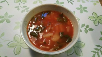 野菜ジュースでスープの写真