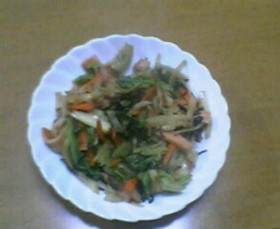 超簡単!魚肉ソーセージと野菜の塩昆布炒め