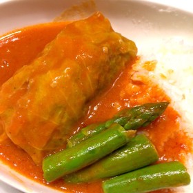 野菜ジュースでロールキャベツトマト煮込み