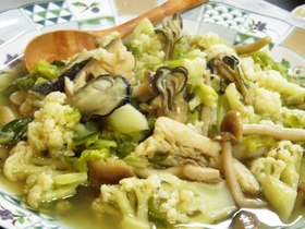 牡蠣の春野菜煮こみ