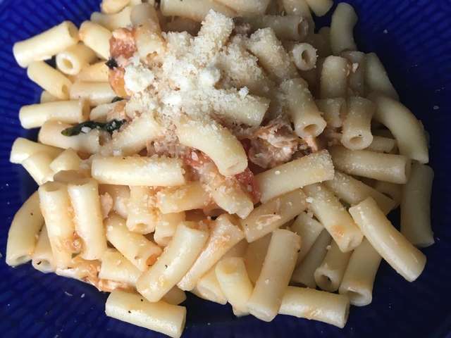 トマトとバジルのマカロニパスタ レシピ 作り方 By ダグラスくん クックパッド