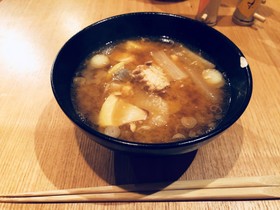 鮭缶で◆焼きたけのこ汁