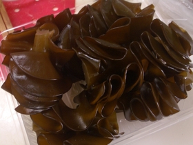 生めかぶと生めかぶの芯の煮物 By 梨桜っち クックパッド 簡単おいしいみんなのレシピが317万品