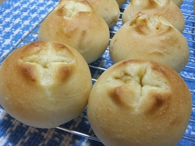 コロコロじゃがいもパン