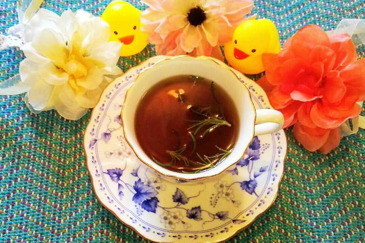 ローズマリーとはちみつの紅茶 レシピ 作り方 By ももちゃんのれしぴ クックパッド 簡単おいしいみんなのレシピが373万品