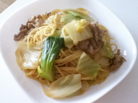 キャベツと豚こまのパスタ