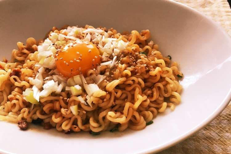 辛ラーメンで油そば風 レシピ 作り方 By 8haruharu8 クックパッド 簡単おいしいみんなのレシピが352万品