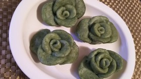 ヨモギの蒸しパン