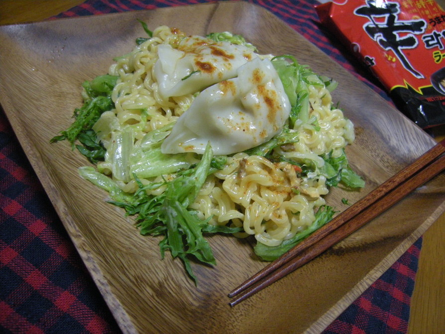 辛ラーメンでマヨ和えサラダー麺の画像