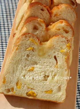 HBで♡コーンと2種のチーズのパンの画像