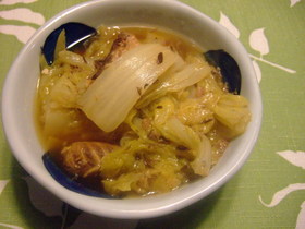 白菜とさば煮缶の炒め煮
