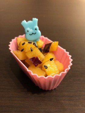 お弁当に☆レンチンでさつまいもの甘煮♡