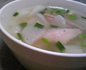 大根とお肉の食べるスープ♪