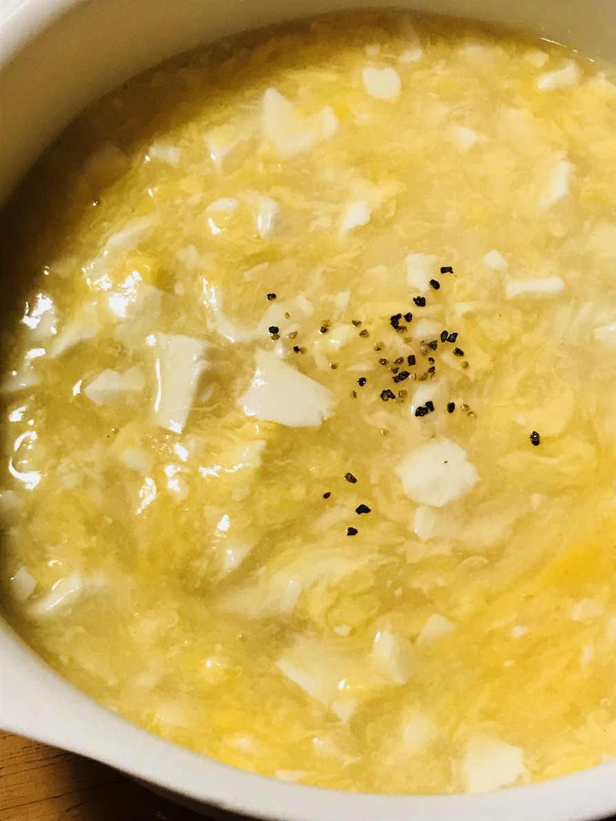 とろとろ玉子と豆腐のスープの画像