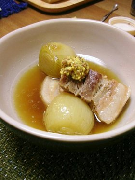 ぶたばらブロックとペコロスの煮込み