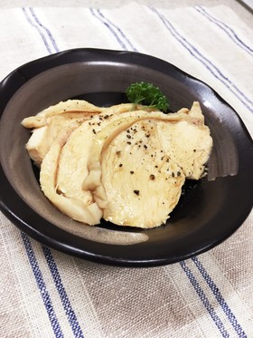 超簡単!鶏胸肉の茹で鶏チャーシュー!