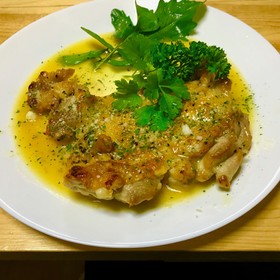鶏肉のレモンバターソースソテー(鶏もも)