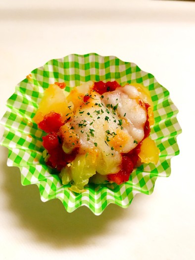 お弁当に♡じゃが芋トマトソースグラタン♡の写真