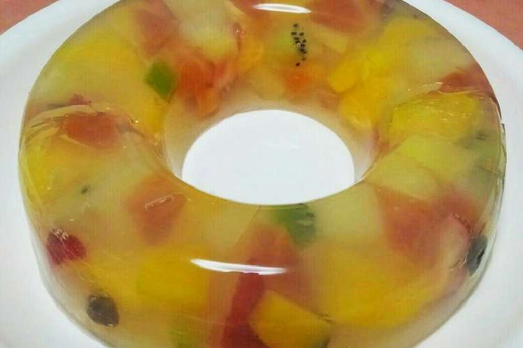 フルーツいっぱい 簡単 華やか寒天ゼリー レシピ 作り方 By 栄養士たっちゃん クックパッド 簡単おいしいみんなのレシピが356万品
