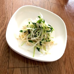 節約★もやしと豆苗のピリ辛ナムル
