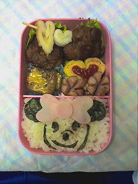 ミニーちゃんキャラ弁