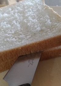 簡単☆食パンを切るコツ！厚切を薄切に変身