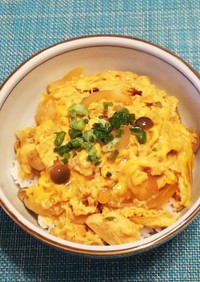 お鍋一つで簡単！卵がトロ～り親子丼～♪