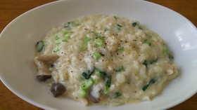 しめじと小松菜のチーズリゾット