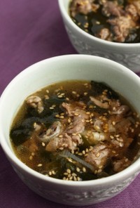 コク旨！牛肉とワカメの韓国風スープ
