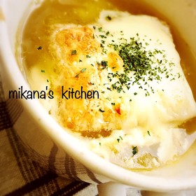 食パンで☆簡単☆オニオングラタンスープ♪