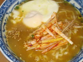 艶うどん、辛ネギカレーうどん