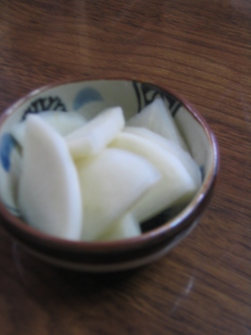 簡単✿柚子胡椒で✿即席✿ピリ辛甘酢漬け