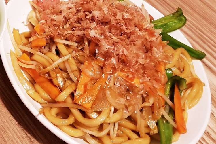 焼きうどん 醤油味 レシピ 作り方 By もじのすけ クックパッド 簡単おいしいみんなのレシピが356万品