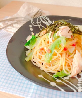 キャベツとささみの梅ごまパスタ