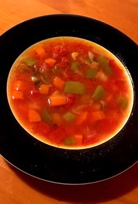 スパイシートマト野菜スープ