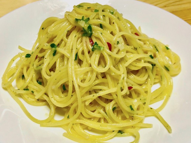 超簡単 ペペロンチーノ レシピ 作り方 By 休日キッチンのレシピ クックパッド 簡単おいしいみんなのレシピが358万品