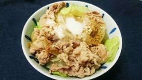 簡単美味!フレンチドレッシングサラダ豚丼