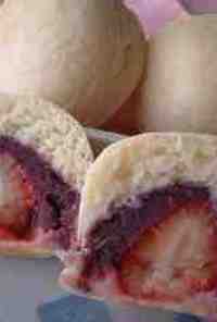 レンジパンDEイチゴ入り紫芋アンパンとホワイトプチパン♪美味しいよ～♪