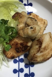 鶏むね肉の塩麹唐揚げ風