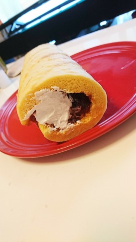 HMで、ロールケーキ