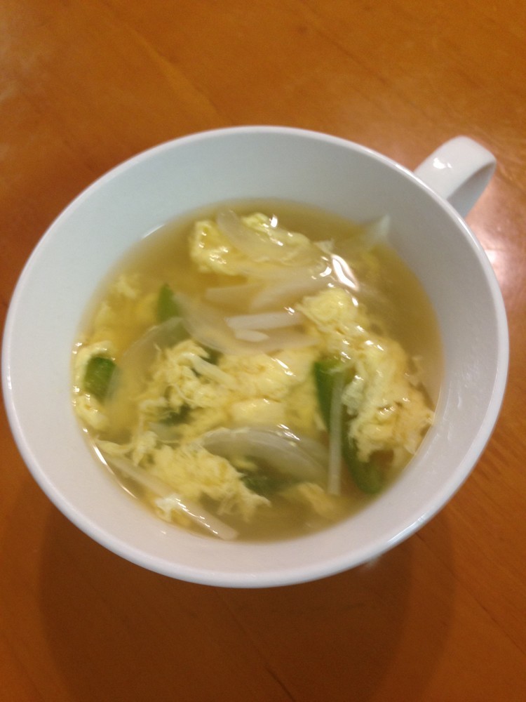 玉葱＆ピーマンの卵ふんわりコンソメスープの画像
