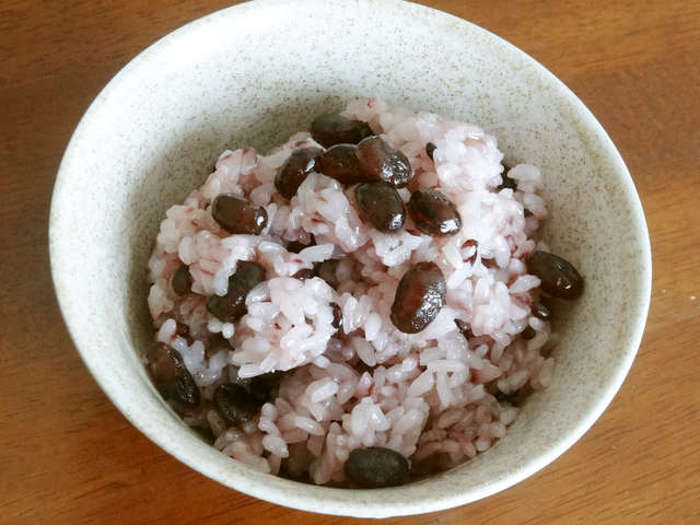 食紅なし 北海道なつかしの味 甘納豆赤飯 レシピ 作り方 By とよ