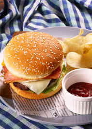 みんなが作ってる アウトドア ハンバーガーのレシピ クックパッド 簡単おいしいみんなのレシピが341万品