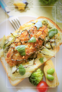 バジル香る❀魚カツ×蒸し玉葱の和トースト