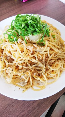 そぼろリメイク!ガリバタマヨ醤油パスタ!