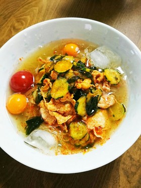 スタミナ満点☆冷しゃぶのっけ冷麺☆