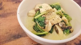 低糖質☆鶏胸肉とほうれん草のカレー煮